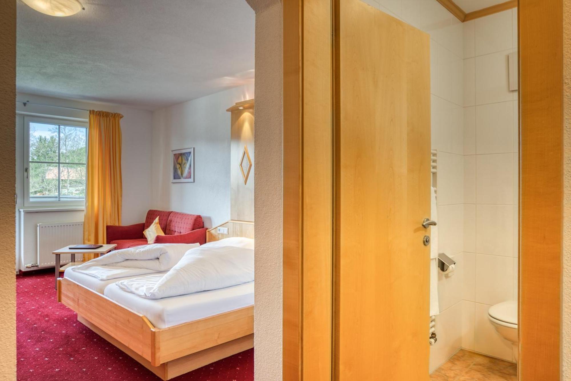 Hotel Alpen-Royal Jerzens Exterior photo