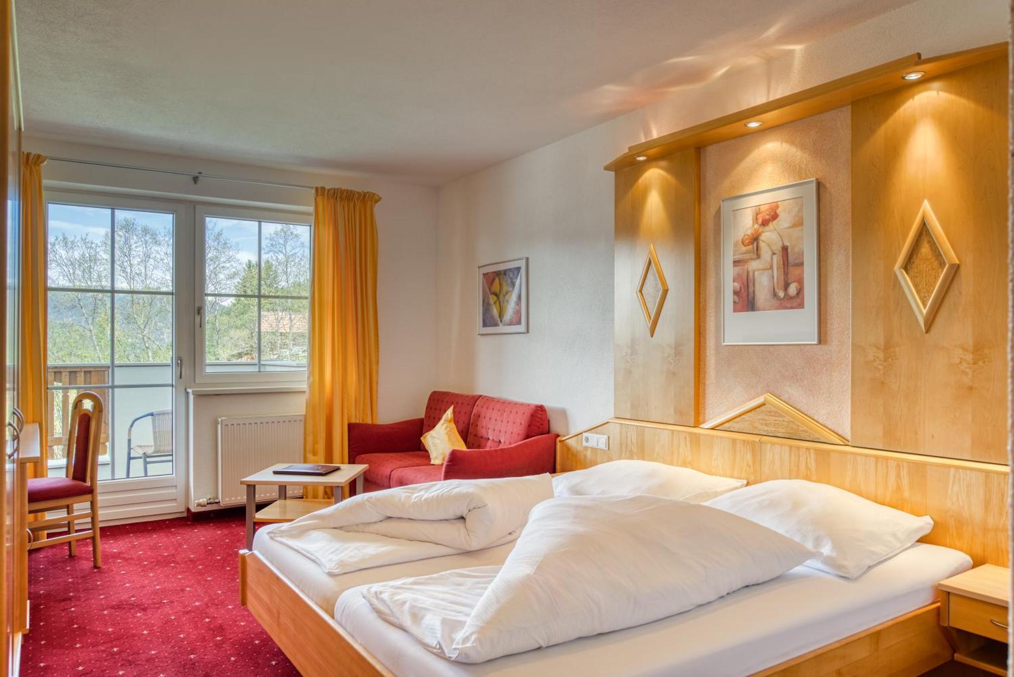 Hotel Alpen-Royal Jerzens Exterior photo