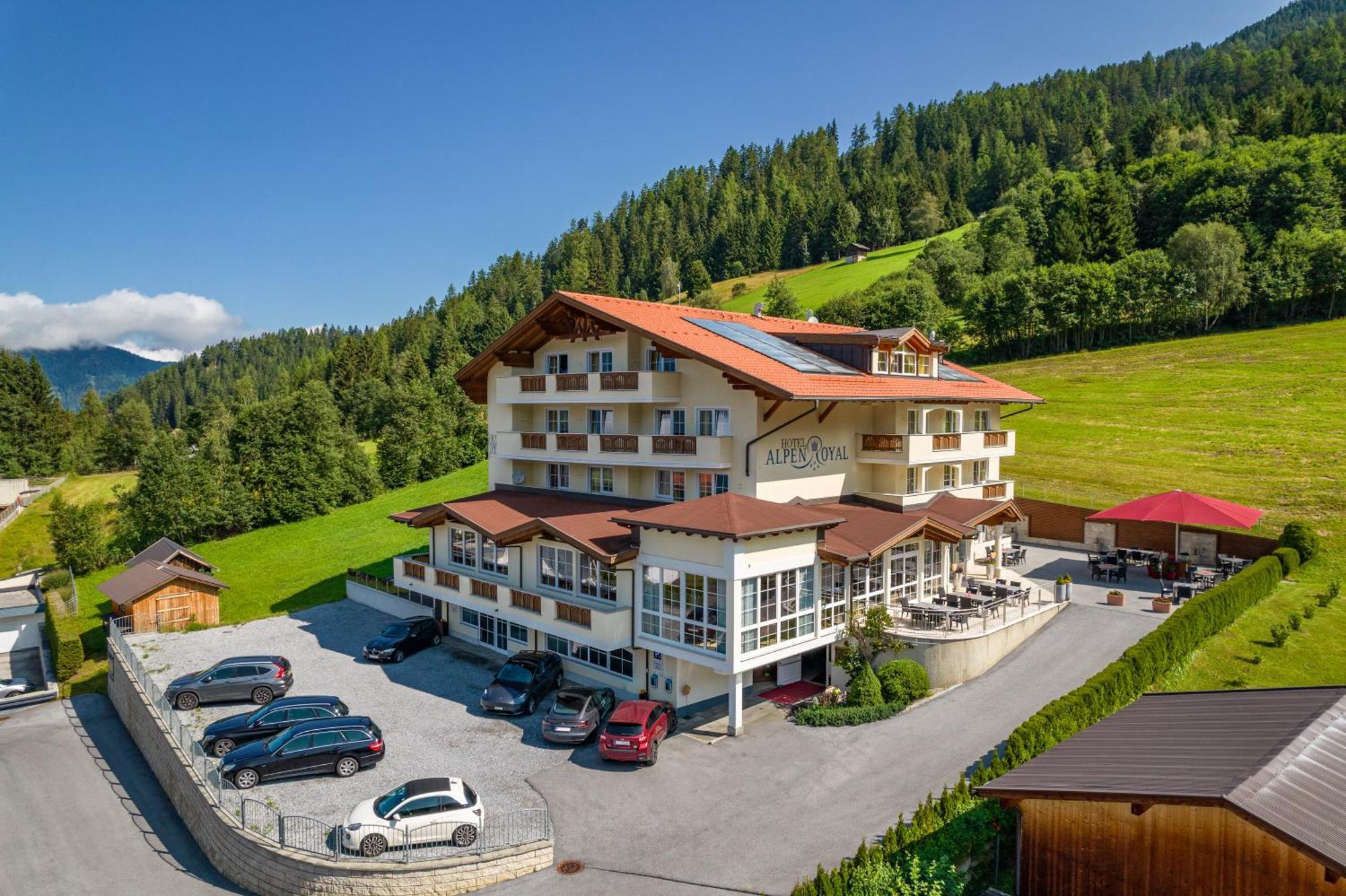 Hotel Alpen-Royal Jerzens Exterior photo