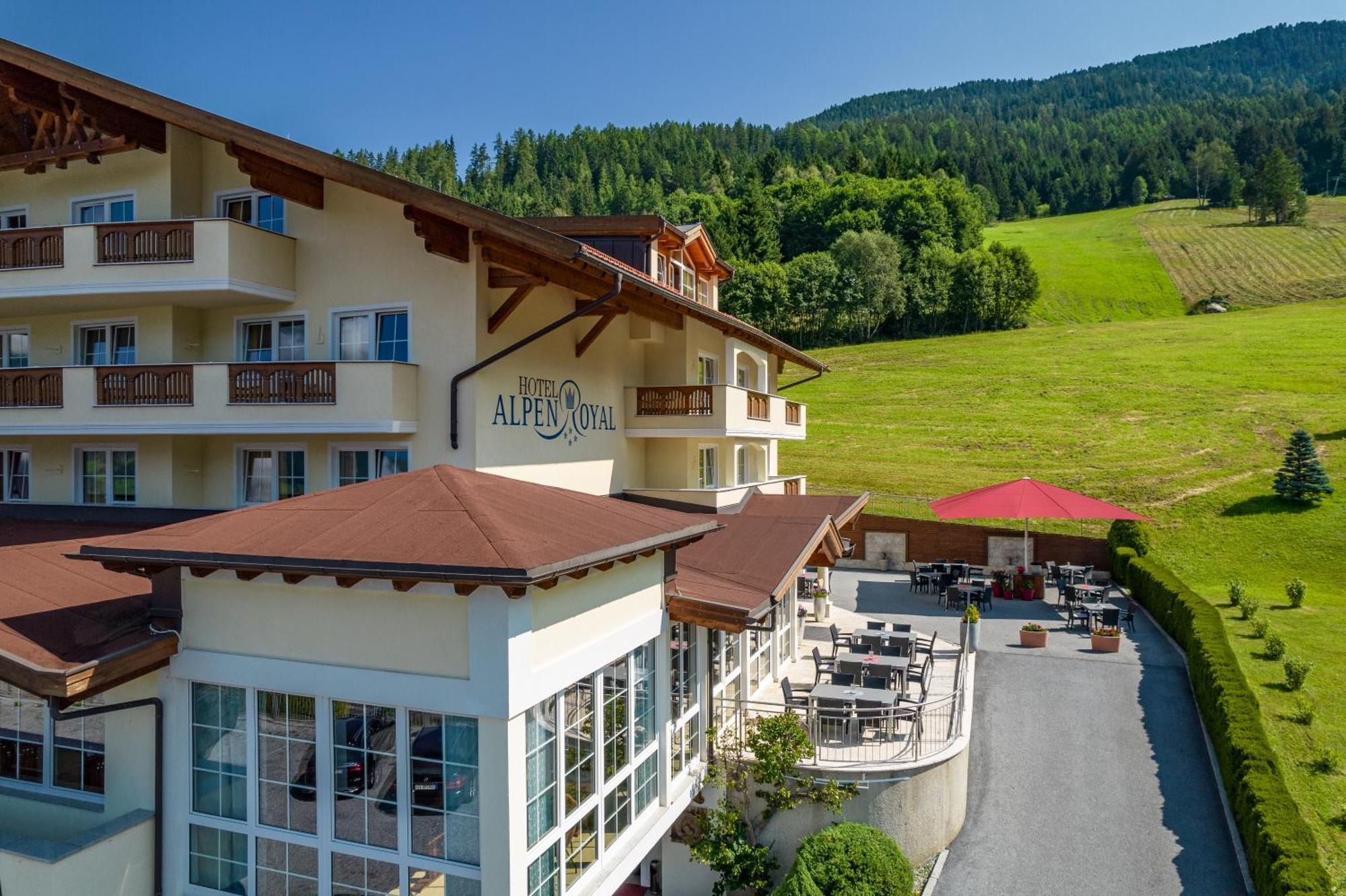 Hotel Alpen-Royal Jerzens Exterior photo