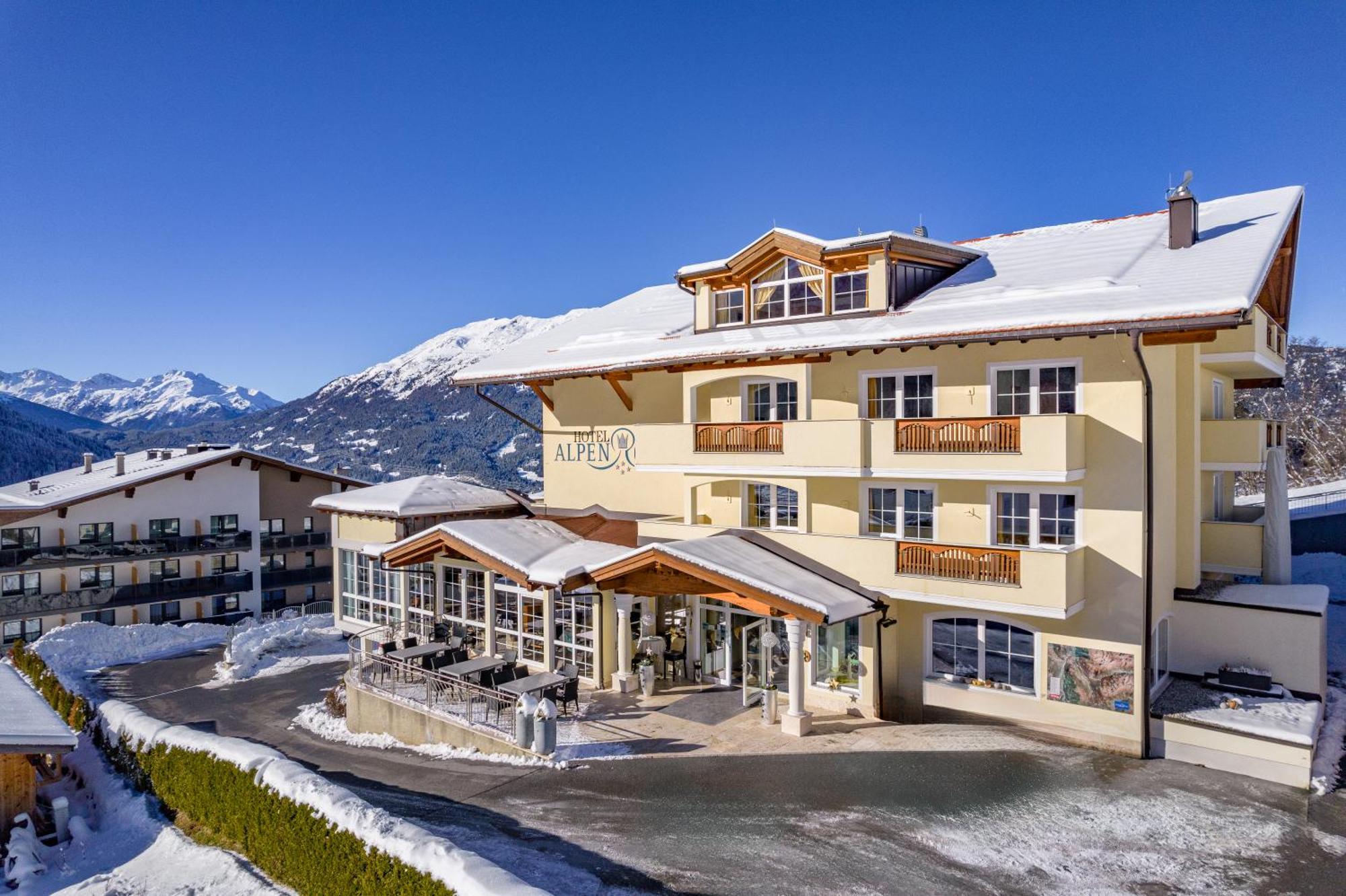 Hotel Alpen-Royal Jerzens Exterior photo