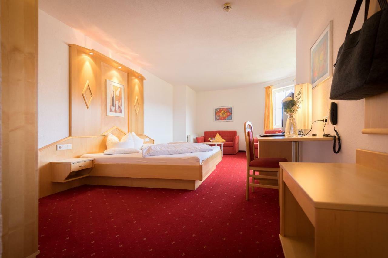 Hotel Alpen-Royal Jerzens Exterior photo